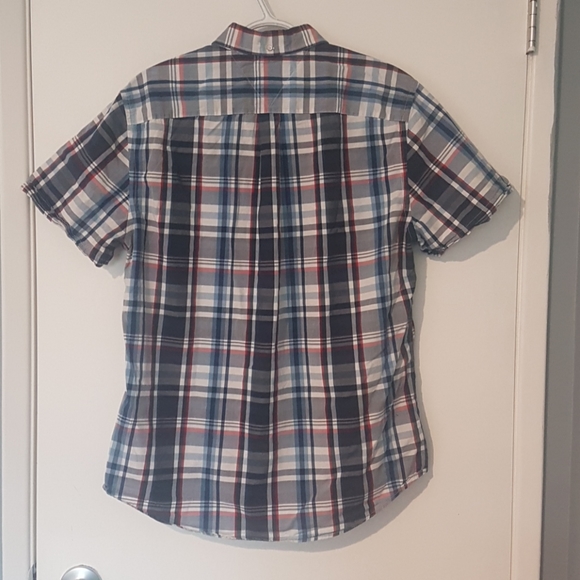 Tommy Hilfiger - Picture 4 of 5